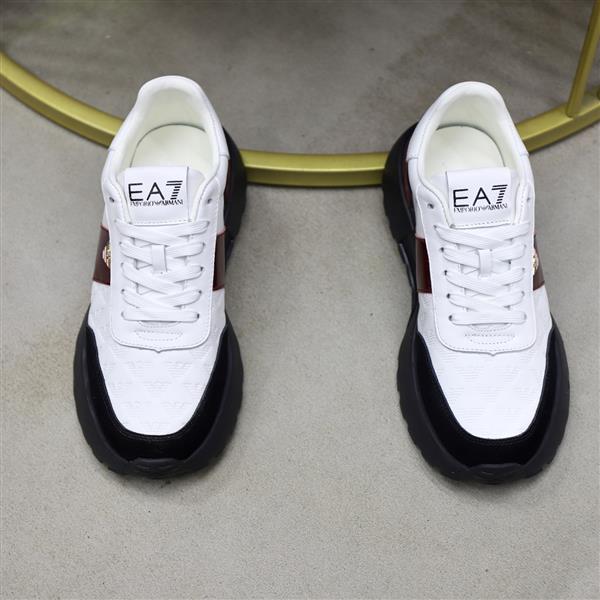 2025112816169844 300